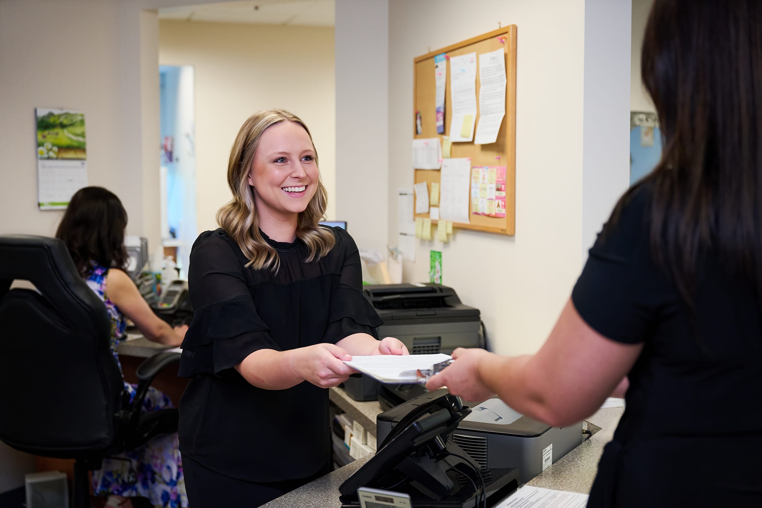 SOCIAL-2024-WE-003P-Office_0433-2