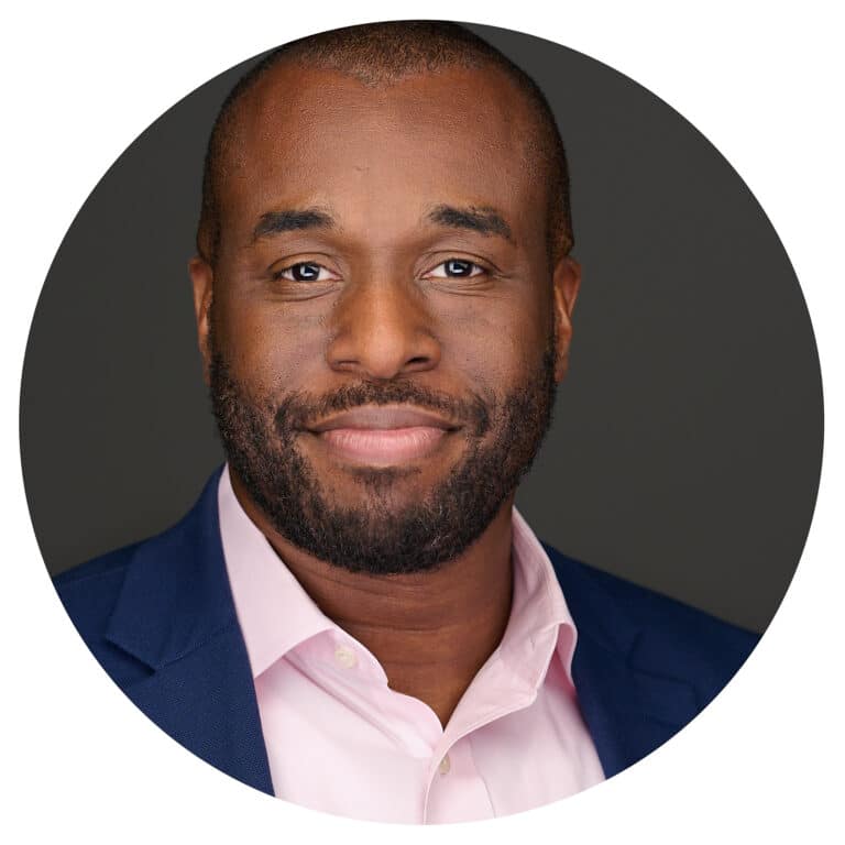 Baltimore executives, consultants, and business leaders need effective headshots to convey confidence and approachability in a polished manner.