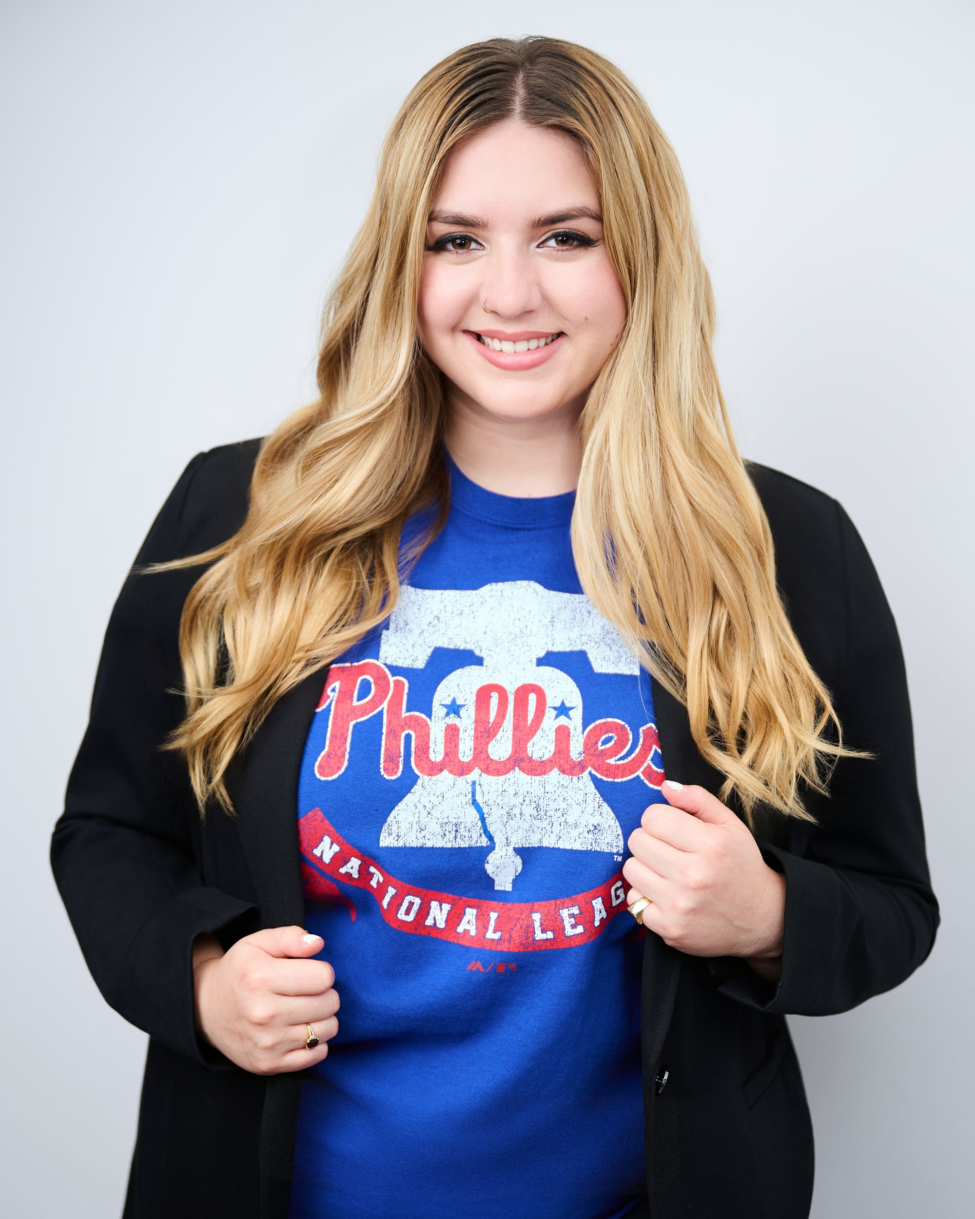 Social-0498-TightCrop-2025-JKEN-001P-Headshots_0498